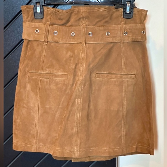 Marissa Webb 100% suede skirt. Size 4. Worn only once. Excellent condition. - Picture 7 of 7